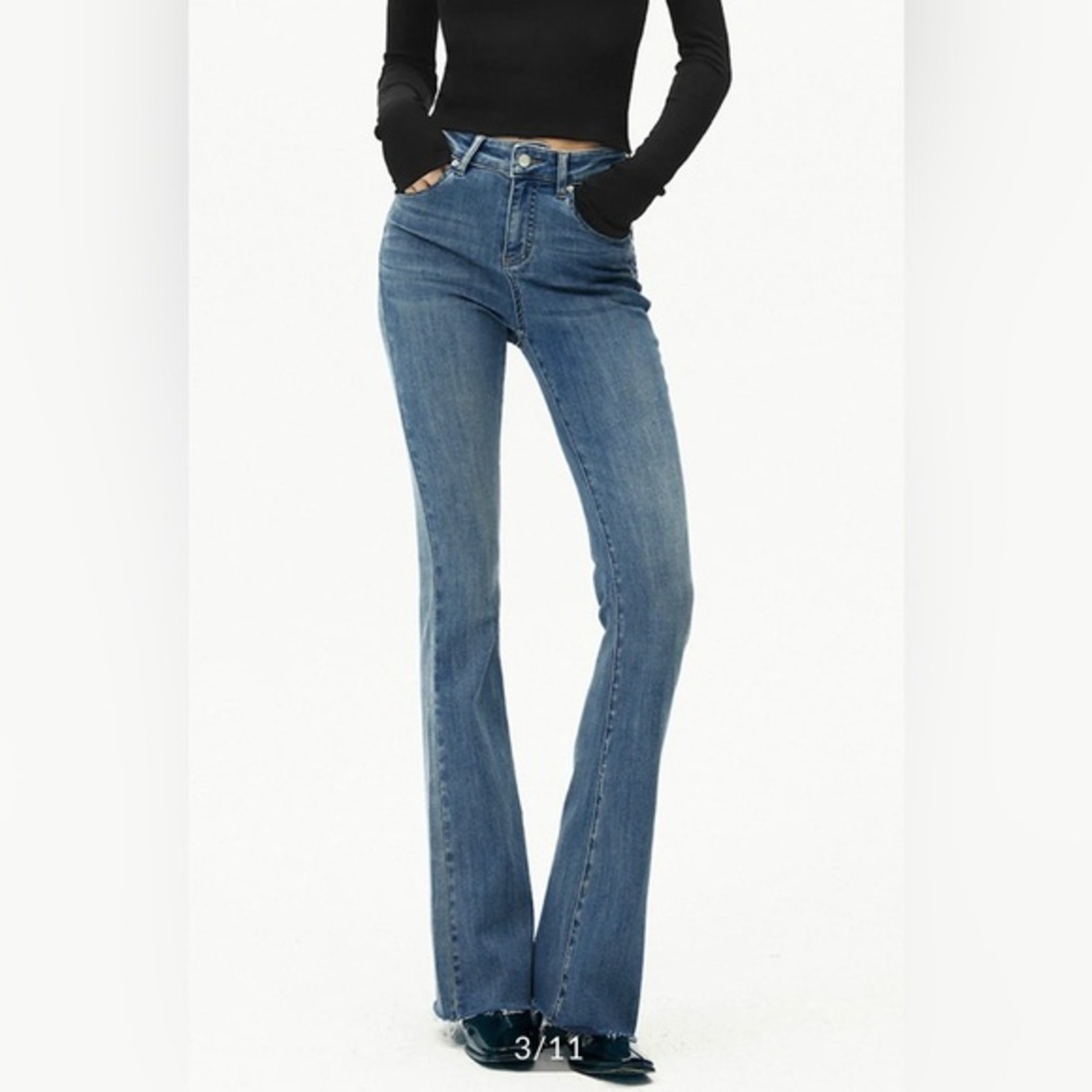 High-Waist Denim Bootcut Jeans Commense size S NWT FL1 W27 ins 31.5